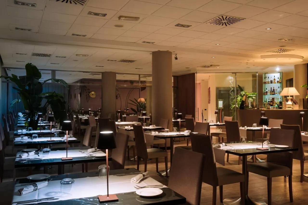 **** Hotel Savhotel Aemilia Bologna Italië