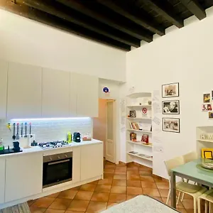 Sweet Navigli S1 Apartment