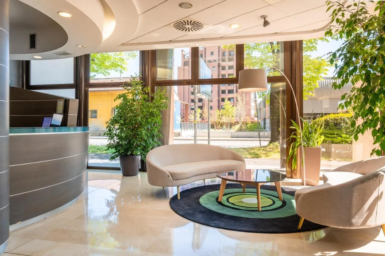 Savhotel Aemilia Bologna Szálloda