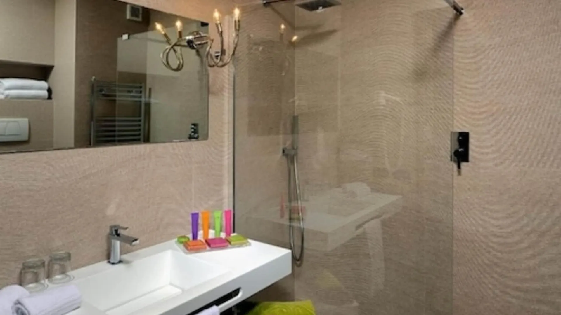 **** Hotel Savhotel Aemilia Bologna Italy