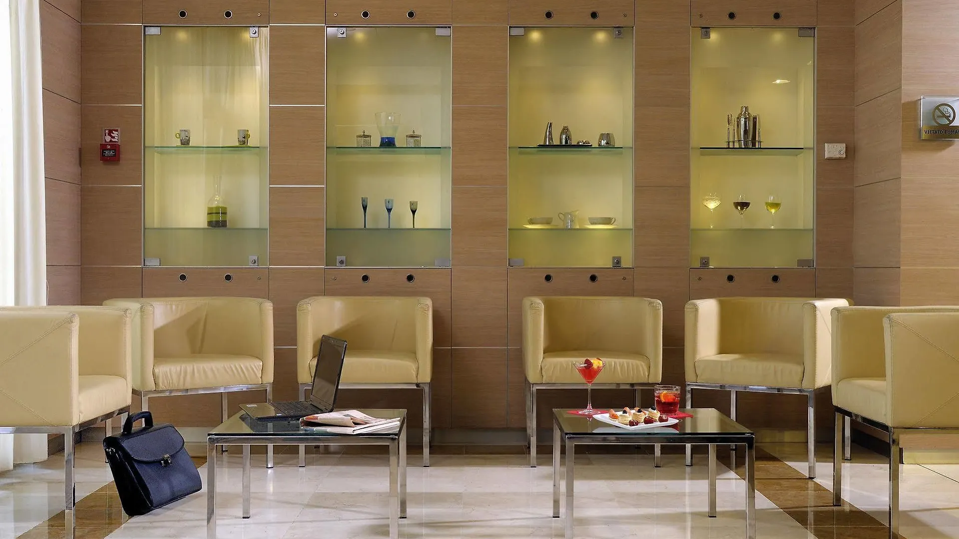 Hotel Savhotel Aemilia Bologna